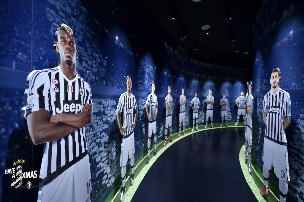 Juventus, la mascotte J nella nuova sala del JMuseum